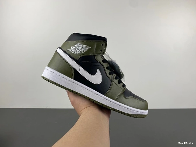 Lightweight 7 Jordan DQ8426-  3096 Olive White 1 Mid Black 0820